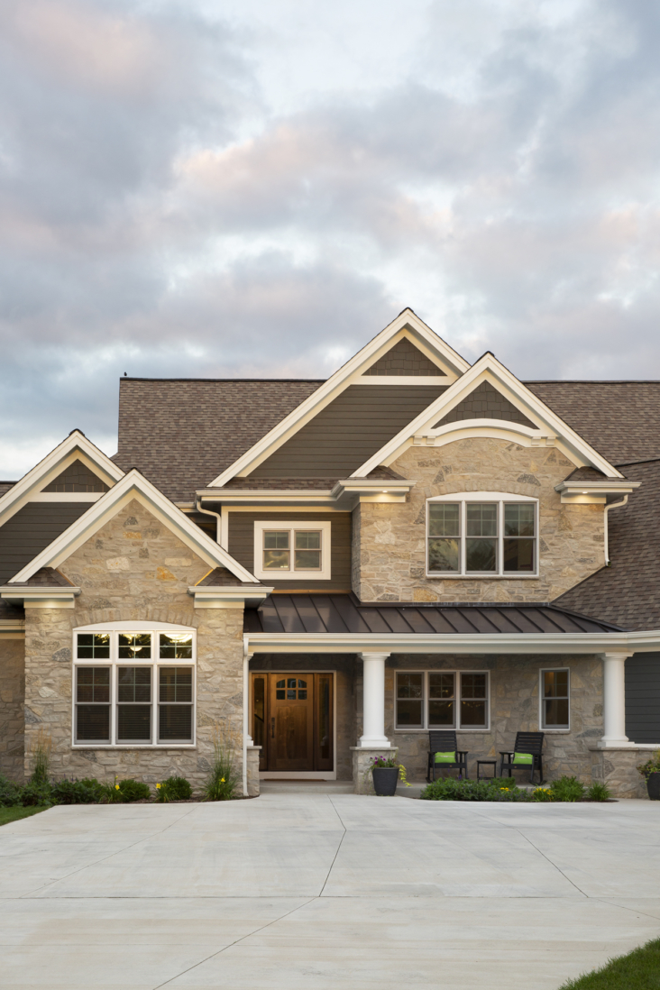 Waterstone Residence Highland Builders   Waterstone Circle Oconomowoc Highland Builders Ryan Hainey Photography 022 Web 366x549@2x 